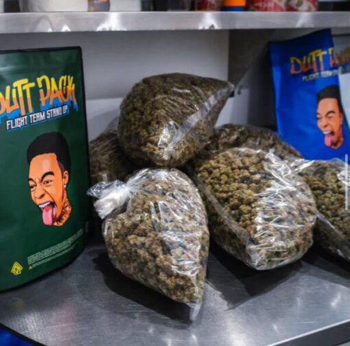 Dutt Pack 3.5g Strawberry Champagne delivers sweet berry flavor, smooth hybrid effects, and premium quality flower in a perfectly portioned eighth.